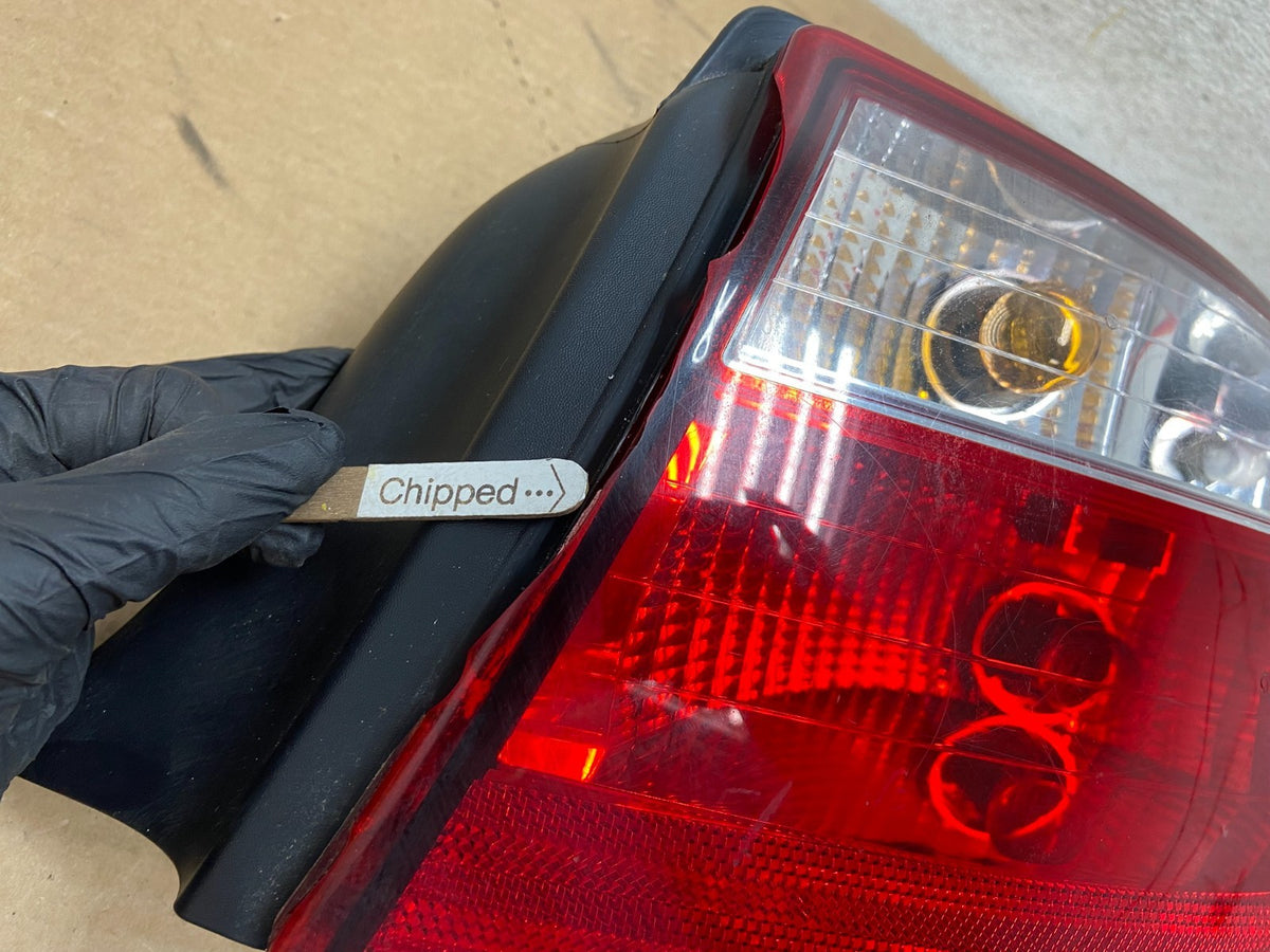 2004 2005 Mercury Sable Right Passenger RH Side Tail Light ah4258 DG5
