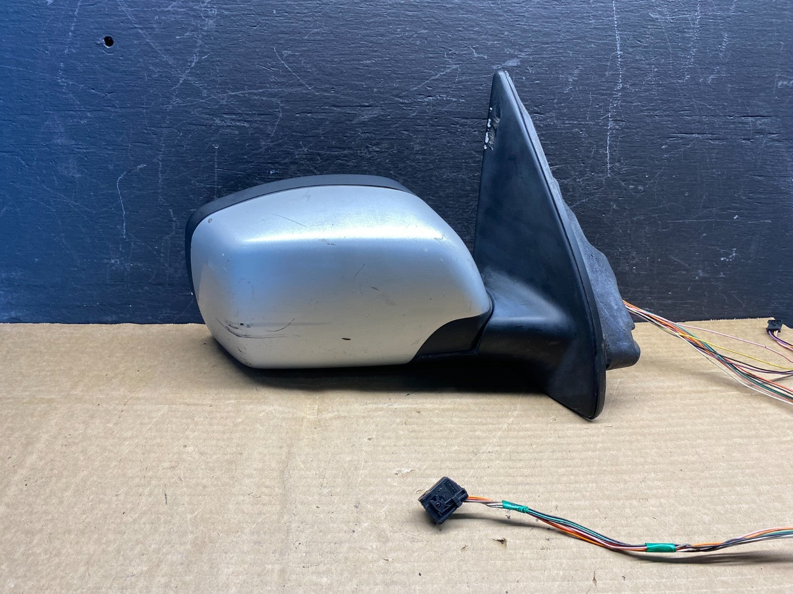 2001 to 2006 BMW X5 Right Passenger RH Side View Door Mirror AD9723 DW0