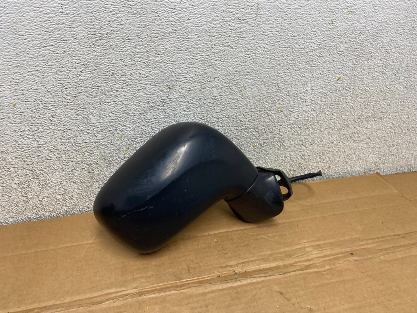 2002 to 2004 Suzuki Aerio Right Passenger RH Side View Door Mirror M6768 OEM DG0