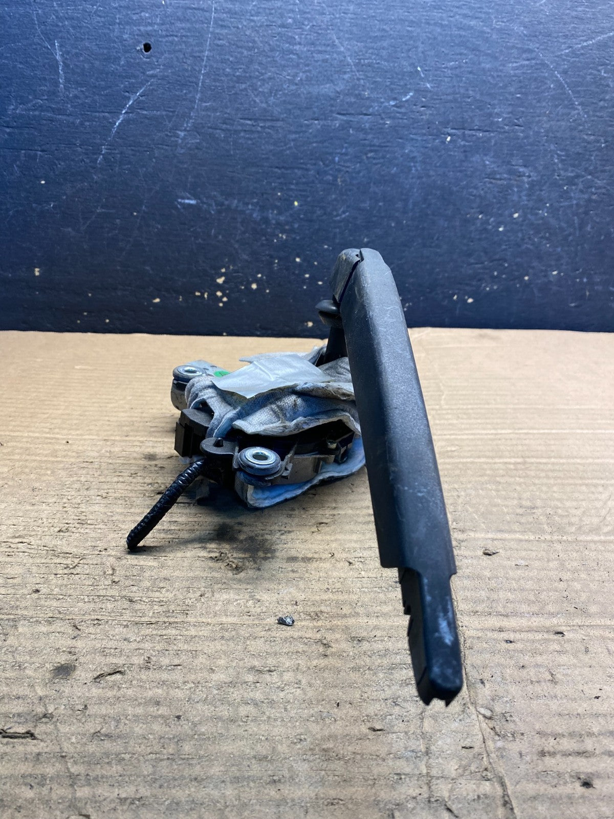 2004-2010 Infiniti QX60 Rear Liftgate Back Window Wiper Motor OEM AA7262 DG2