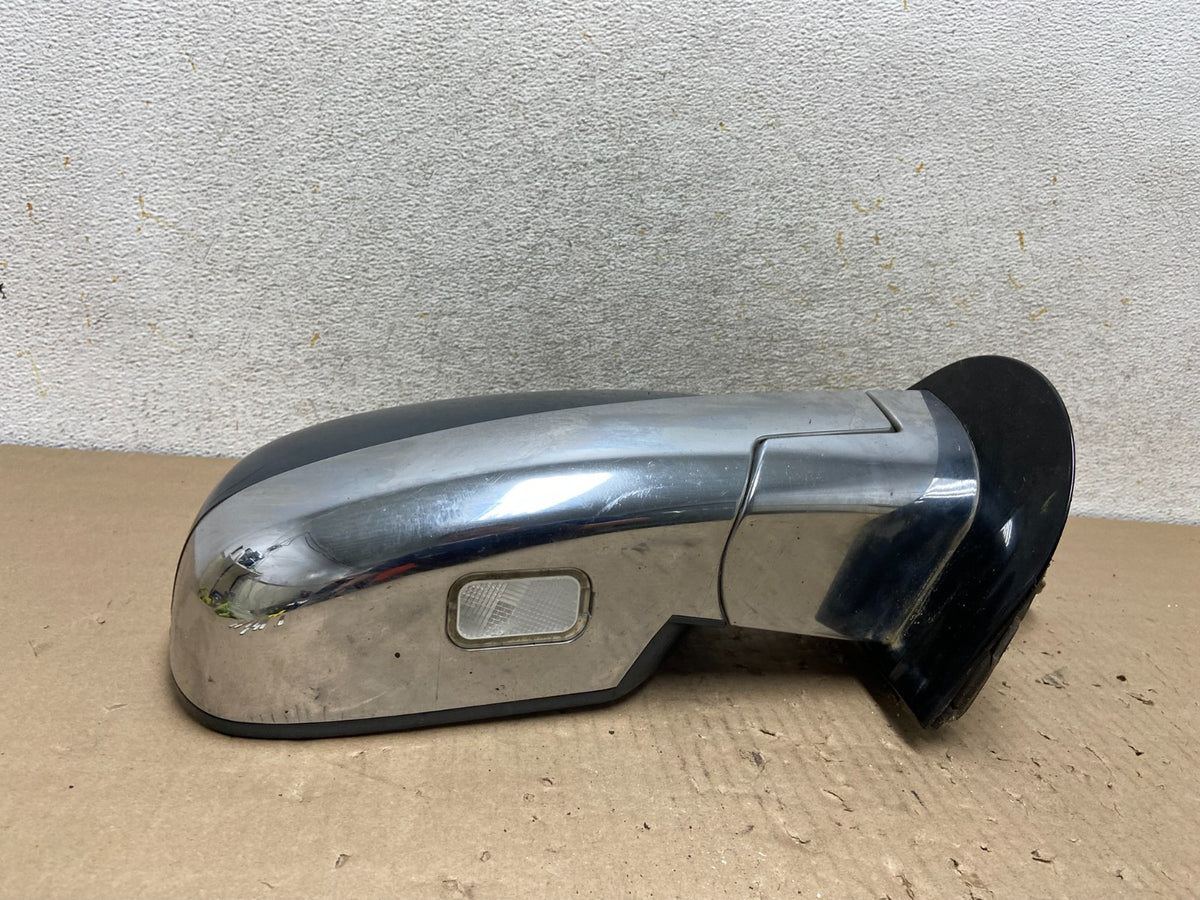2007 - 2014 Cadillac Escalade Right Passenger Door Turn Signal Mirror AI2331 DG3