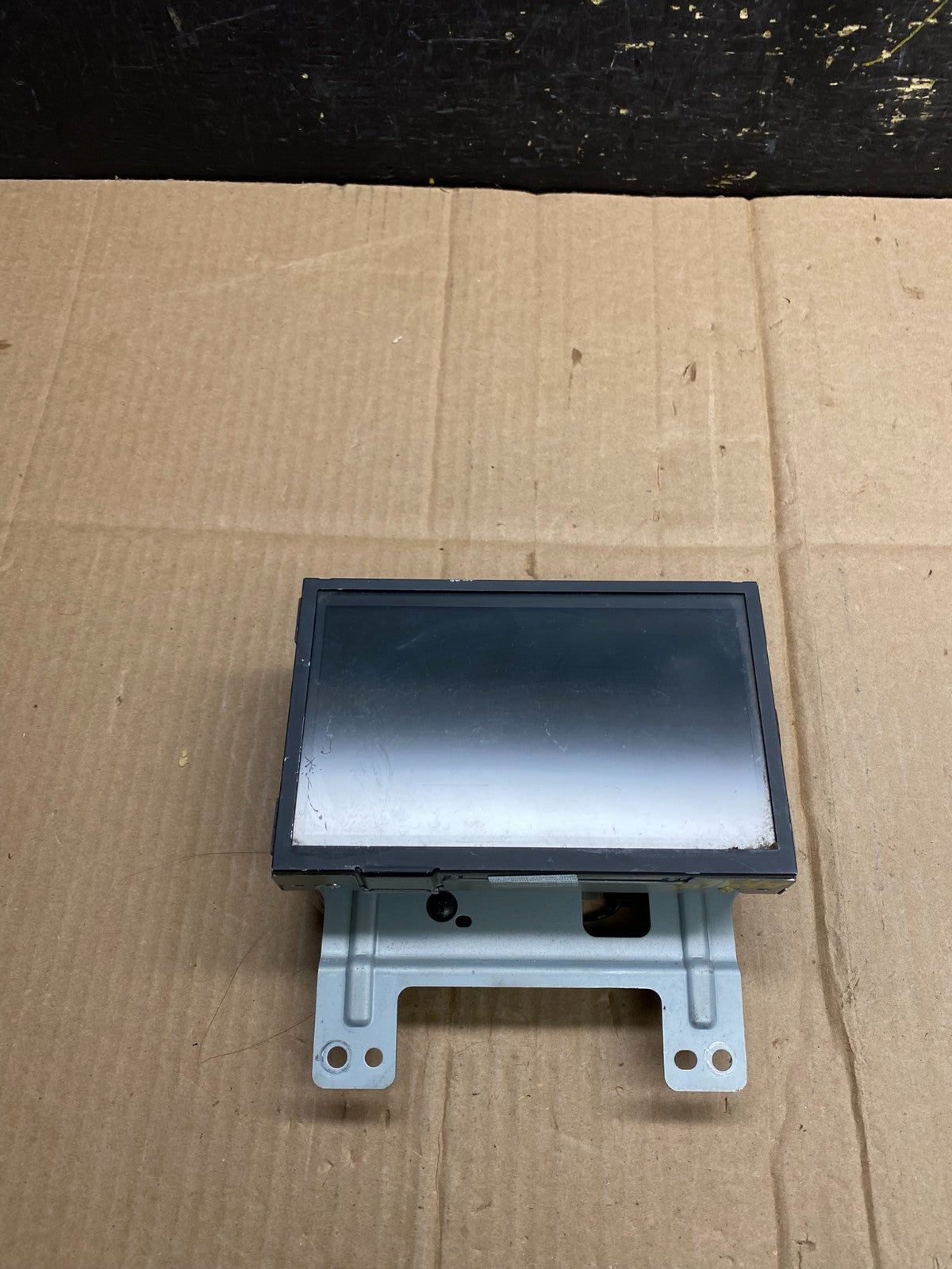 2008 to 2012 Nissan Armada QX56 Display Screen Information Oem AA4617 DG0