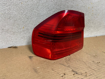 2006 2007 2008 BMW 328i 3 Series Left Driver Lh Side Tail Light AH4334 LK1