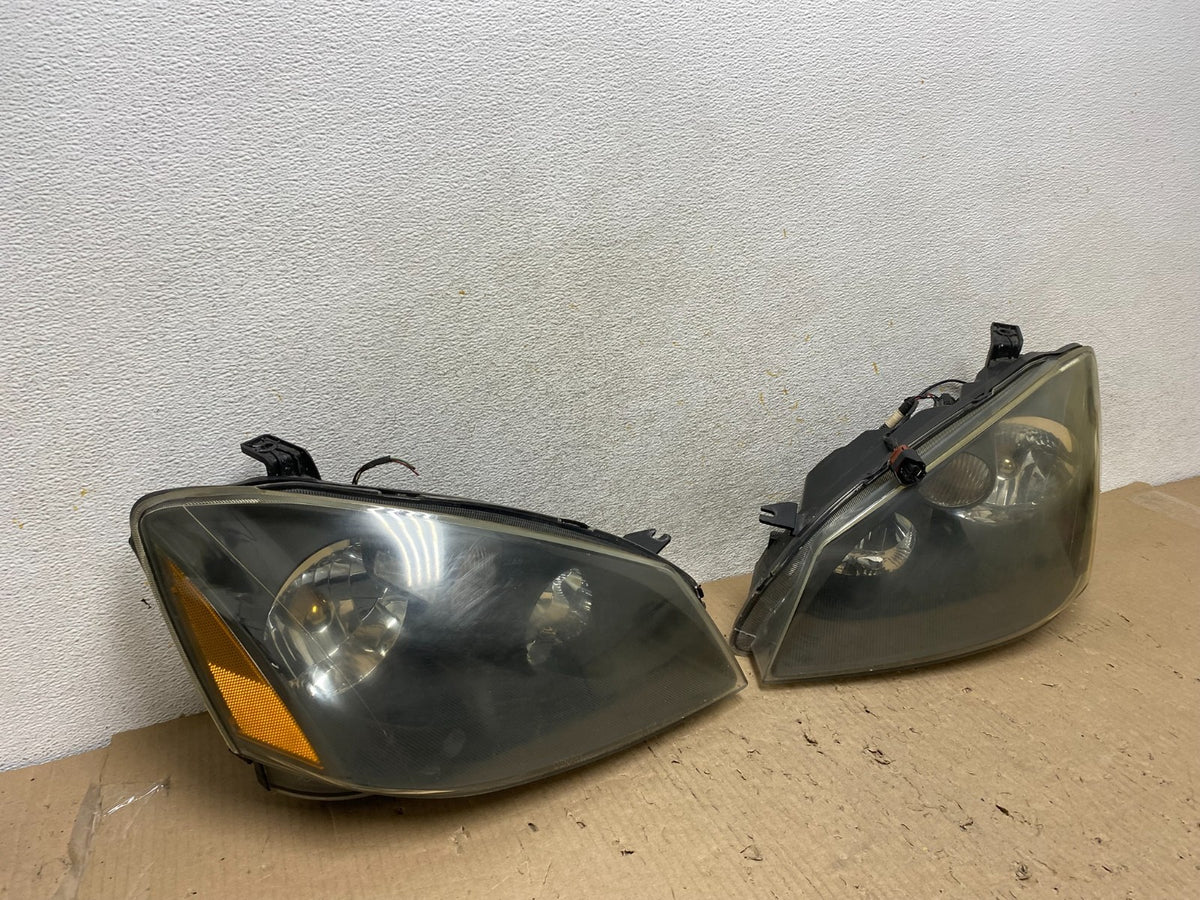 2005 to 2006 Nissan Altima Left+Right Set Halogen Headlights AH6000 DW1