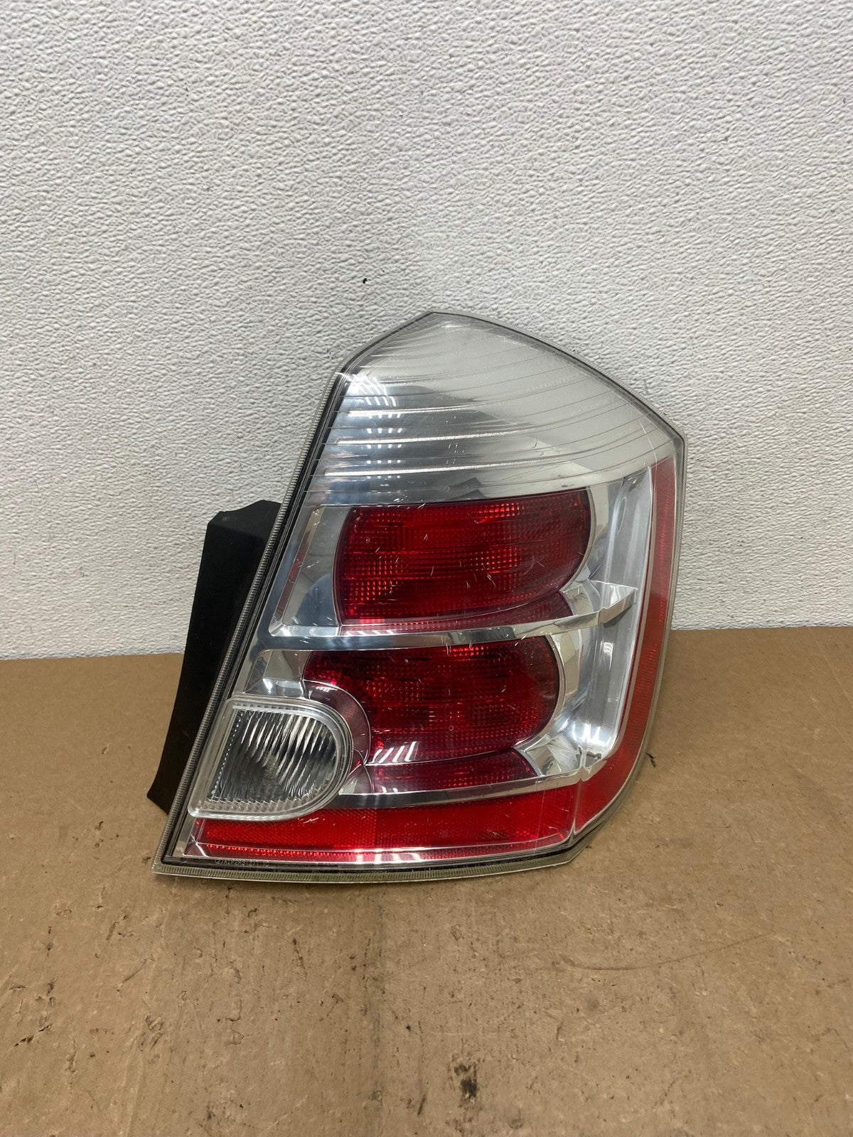 2007 to 2012 Nissan Sentra Right Passenger Rh Side Tail Light AC5966 LK0
