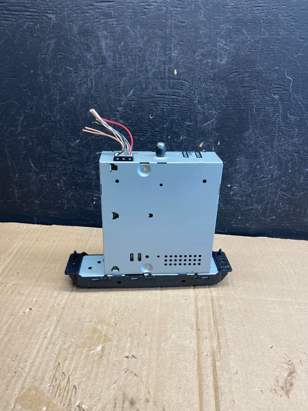 2008 to 2012 Chrysler Town Country DVD Player Receiver AE1694 DG4