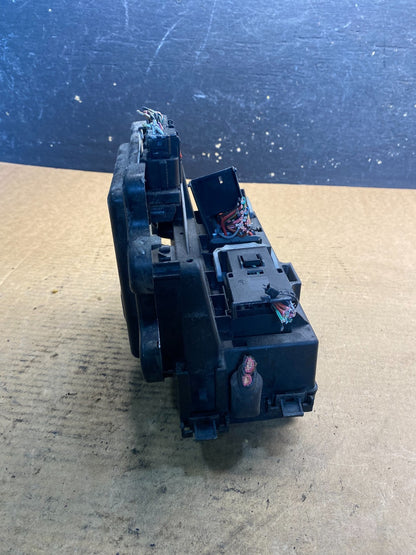 2005 Jeep Grand Cherokee BMC Body Module Power Fuse Box  04692071AB AA0958 DG2