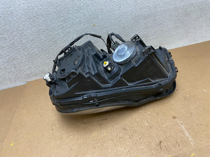 2003 to 2006 Volvo XC90 Right Passenger Rh Side Headlight Halogen Z6946 DW5