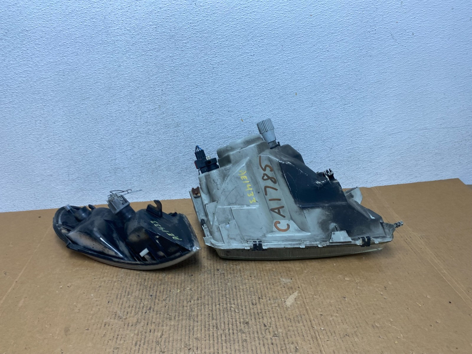 1999 to 2003 Saab 9-3 Front Left Driver LH Side Halogen Headlight AE1433 DW6