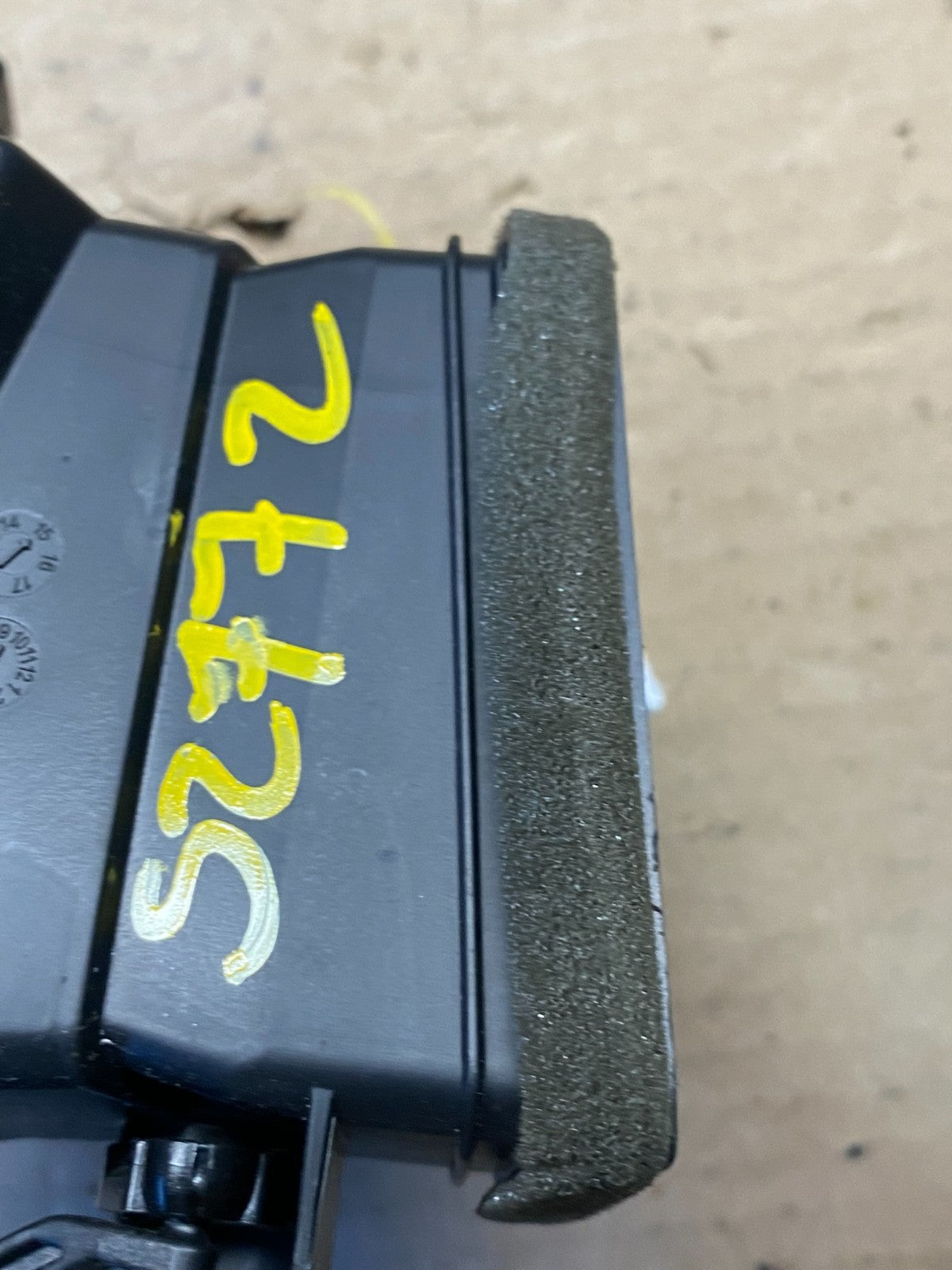 2014 2015 Kia Optima Front  Dash Radio Bezel Trim Air Vent OEM S2772 DG7