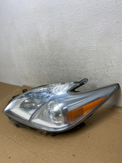 2010 - 2011 Toyota Prius Left Driver LH Blue Halogen Headlight AH8202 DW1