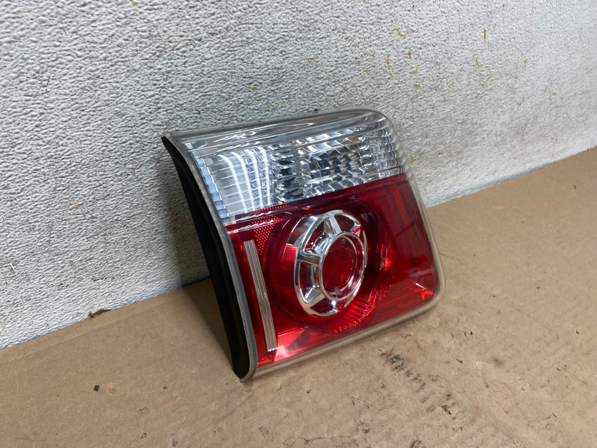 2007 to 2012 GMC Acadia Left Driver Lh Side Tail Light Inner AI0914 LK2