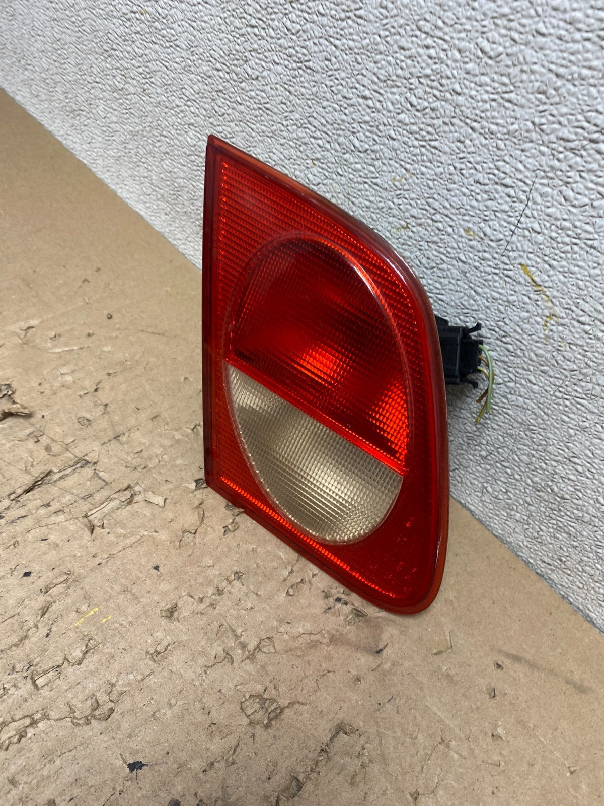 1996 - 1999 Mercedes-Benz E W210 E320 Left Driver Inner Tail Light OEM R9938 DW1