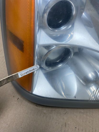 2004 to 2009 Cadillac SRX Right Passenger Side Halogen Headlight AG5842 DW3