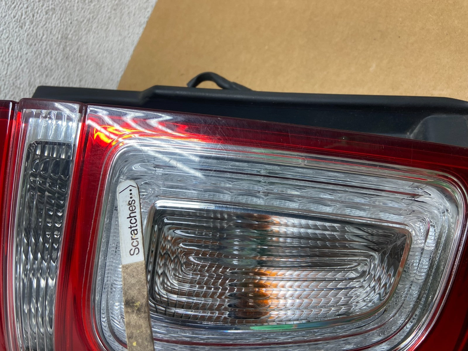 2011 2012 2013 2014 2015 Ford Explorer Left Driver LH Side Tail light AD8889 DW3