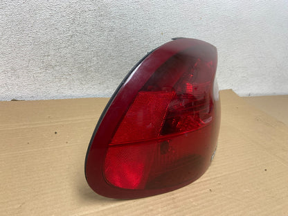 1998 to 2002 Lincoln Continental Left Driver LH Side Tail Light AG8852 DW1