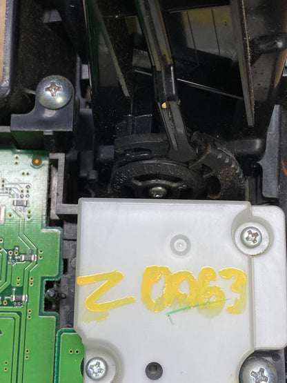 2006 - 2008 Infiniti FFX35 FX45 Radio Climate Control Panel Bezel z0063 DG7