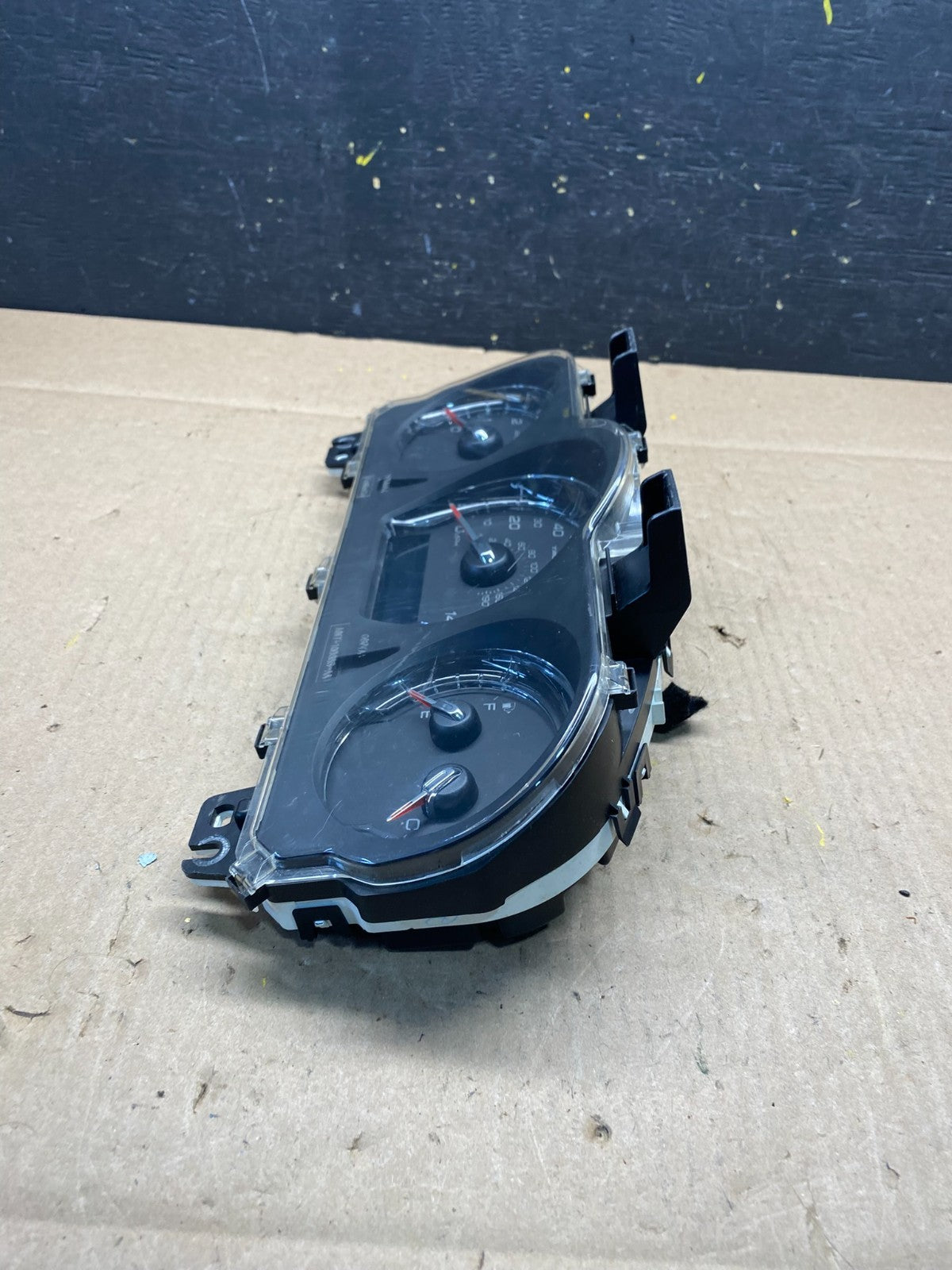 2011 2012 Ford Taurus Speedometer Cluster Gauges BG1T-10849-AD P5421 DG2