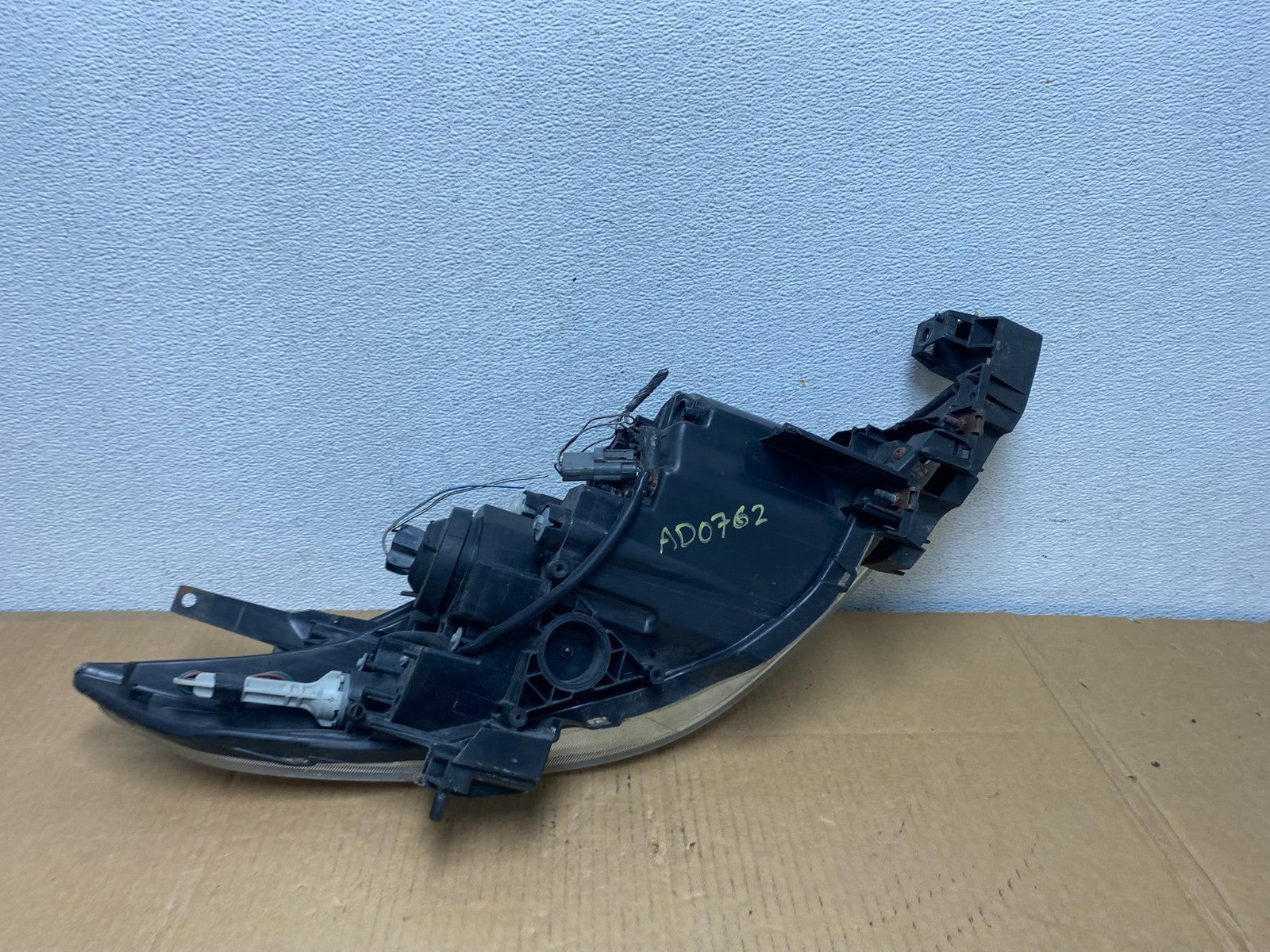 2006 2007 Mazda 5 Left Driver LH Side Halogen Headlight AD0762 DW7