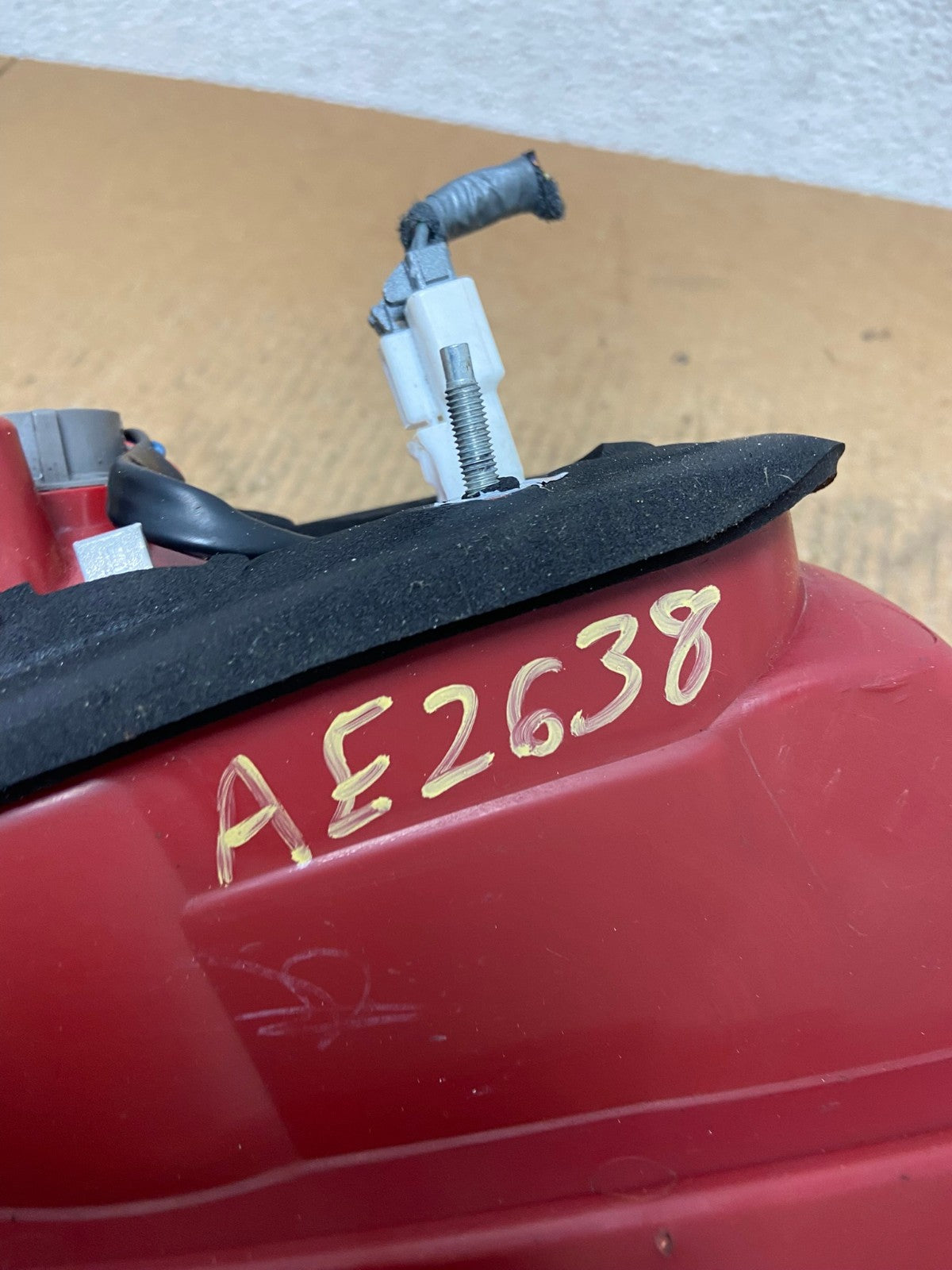 2007 2008 2009 Hyundai Santa Fe Right Passenger Tail Light Inner AE2638 LK6