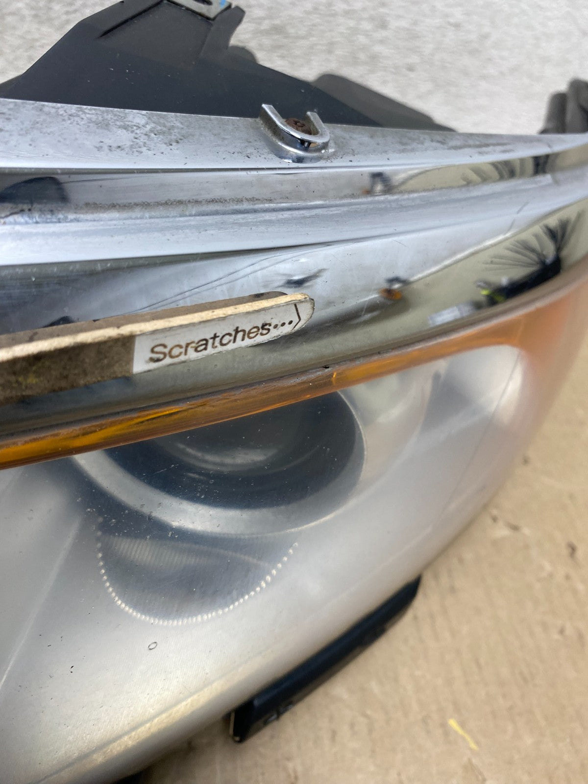 2011 to 2014 Ford Edge Front Left Driver Side Headlight Halogen AG5890 DW3