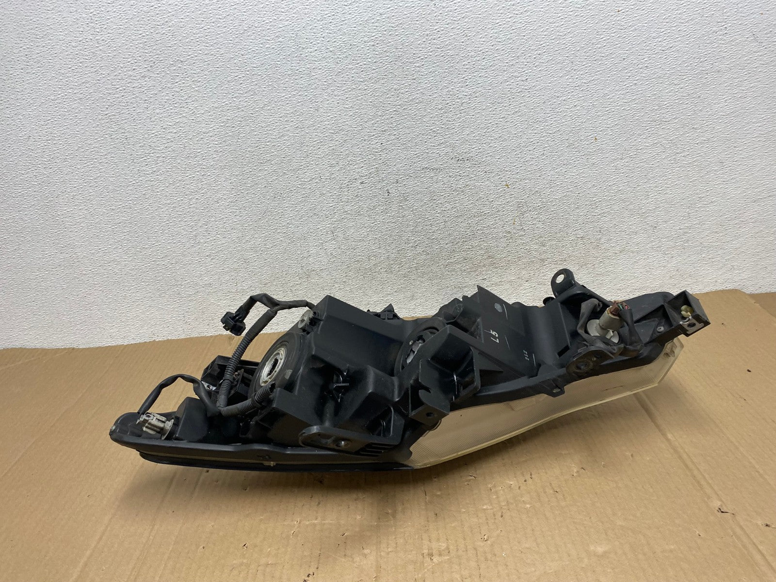 2011 to 2014 Nissan Murano Headlight Right Passenger Rh Halogen AE8940 LK5