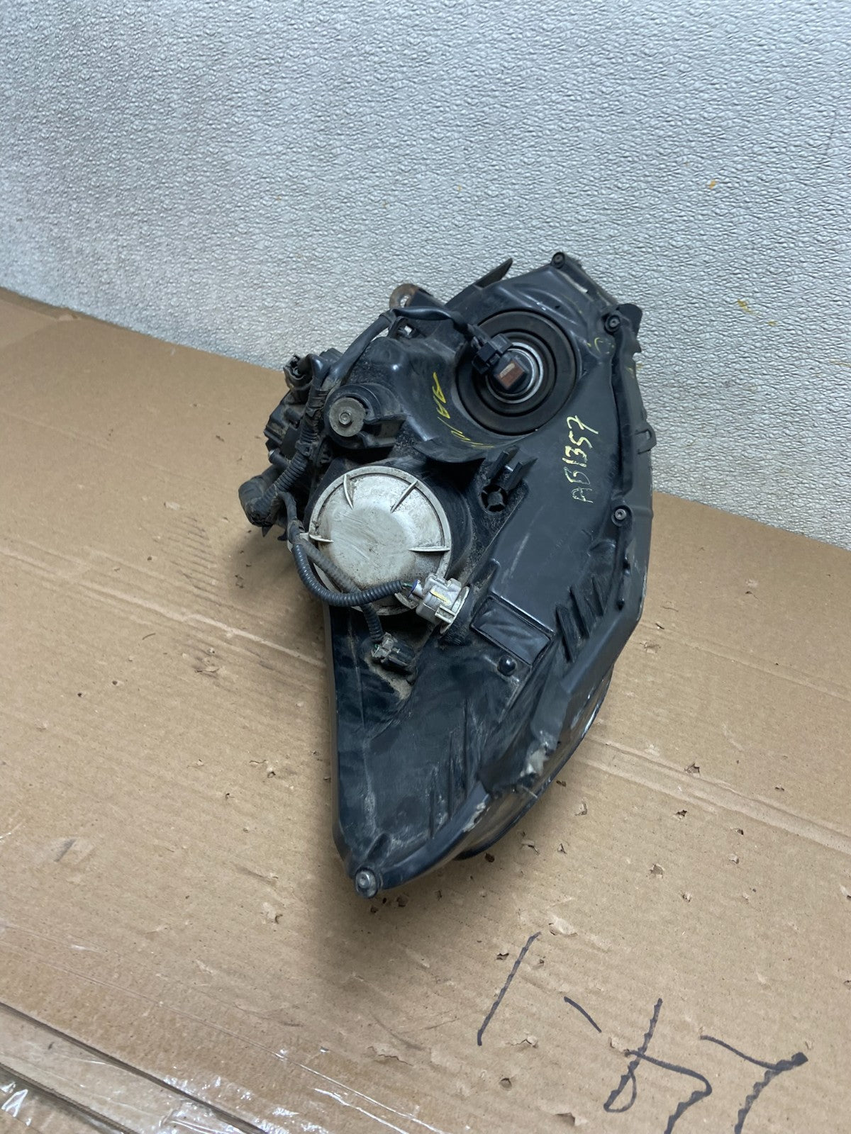 Coupe 2010 to 2013 Nissan Altima Right Passenger Headlight Xenon Oem AB1357 DW9
