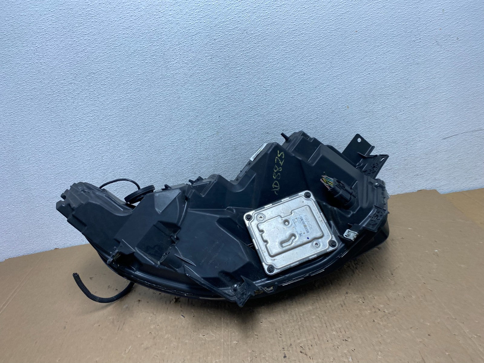 2020-2023 Ford Explorer Left Police Interceptor w/Module Headlight AD8825 DW9