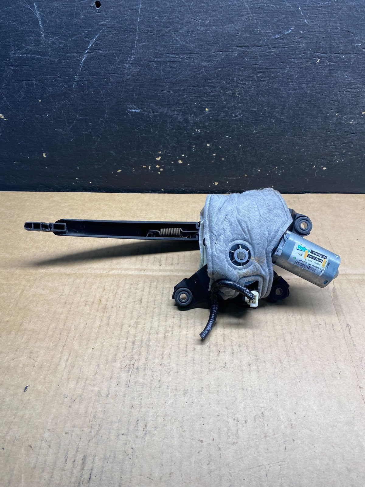 2013-2016 Nissan Pathfinder Back Door Rear Wiper Motor Wiper Blade AB3964 DG5