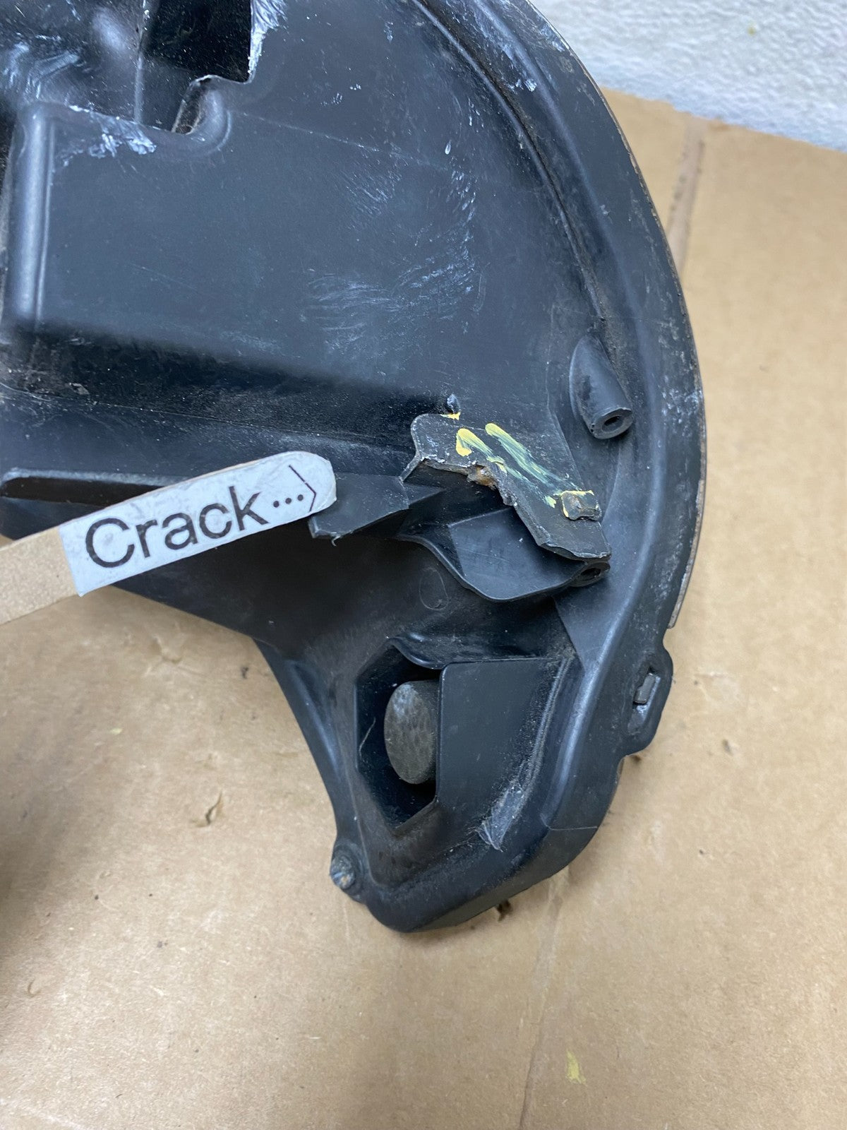 2015 - 2017 Toyota Prius V Right Passenger Side Halogen Headlight AI3553 DW5