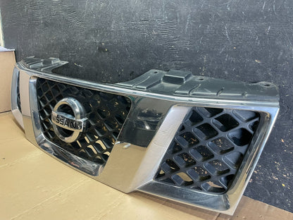2005 2006 2007 Nissan Pathfinder Chrome Front Upper Grill Grille OEM AA8813 DG1