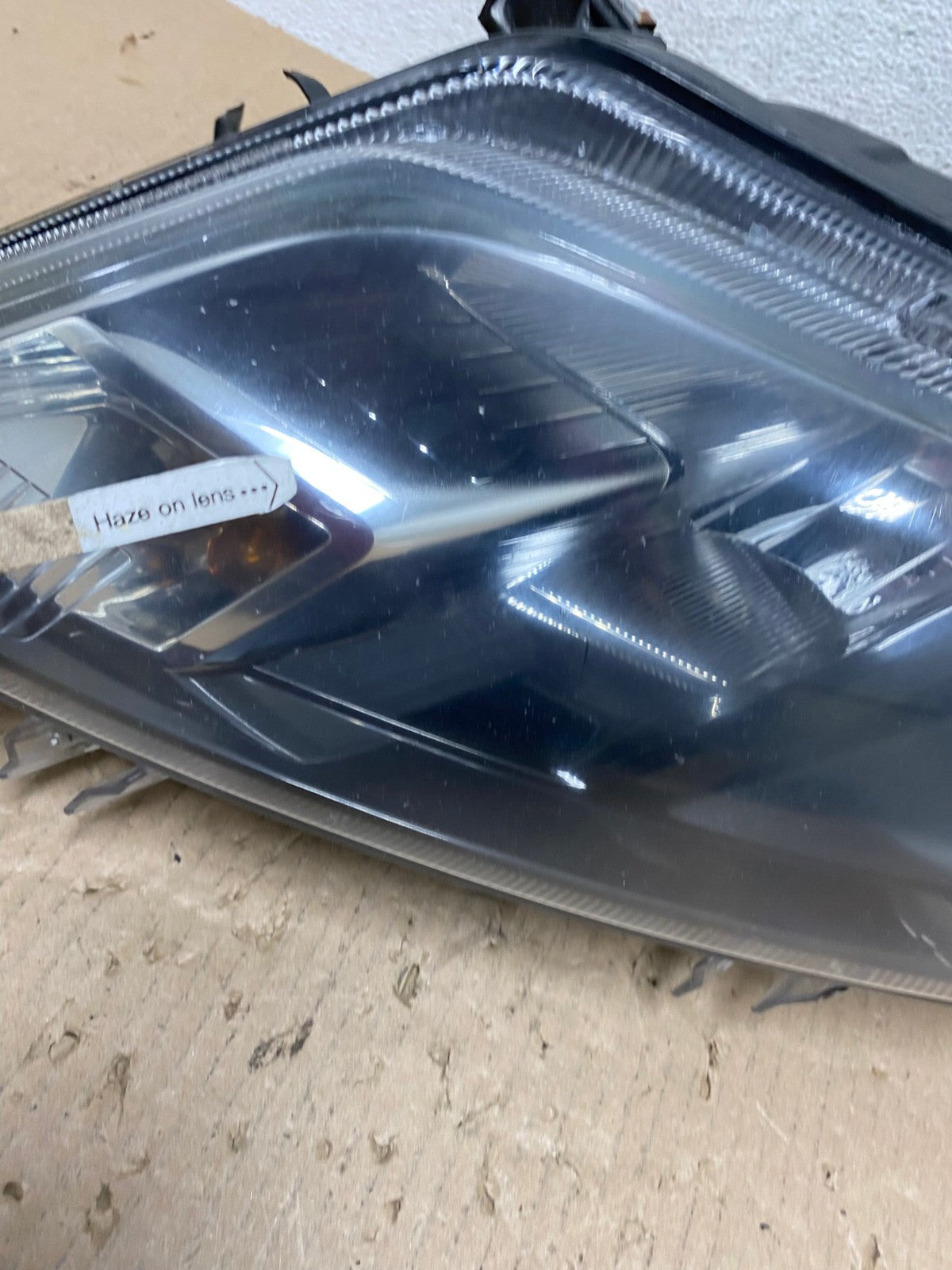 2010 2011 2012 Ford Fusion Left Driver LH Side Headlight Halogen AE8798 LK4