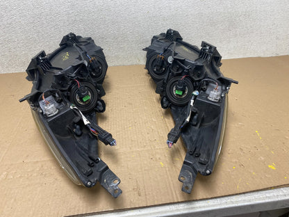 2010-2013 Mazda 3 Halogen Left+Right Side Headlights T5701 DW12