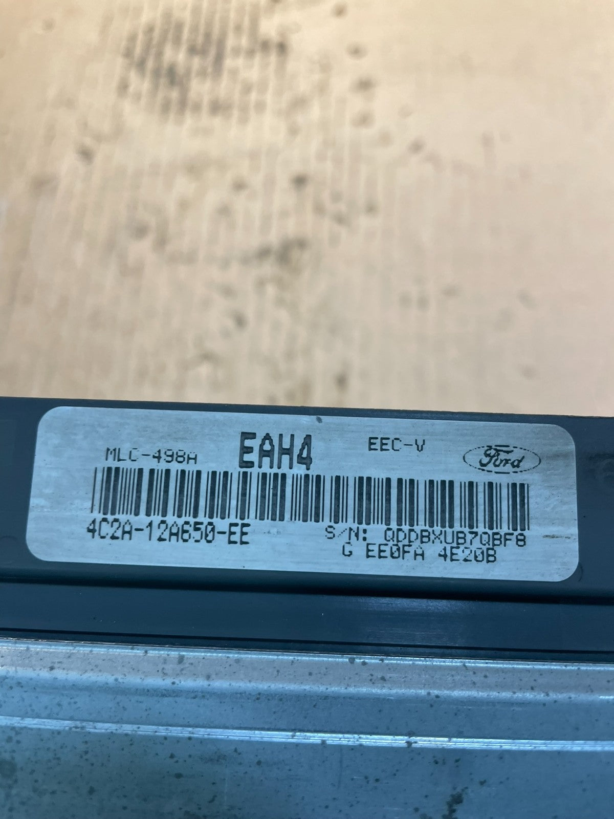 2004 Ford Van E250 E350 Engine Control Module 4c2a-12a650-ee u9220 DG3