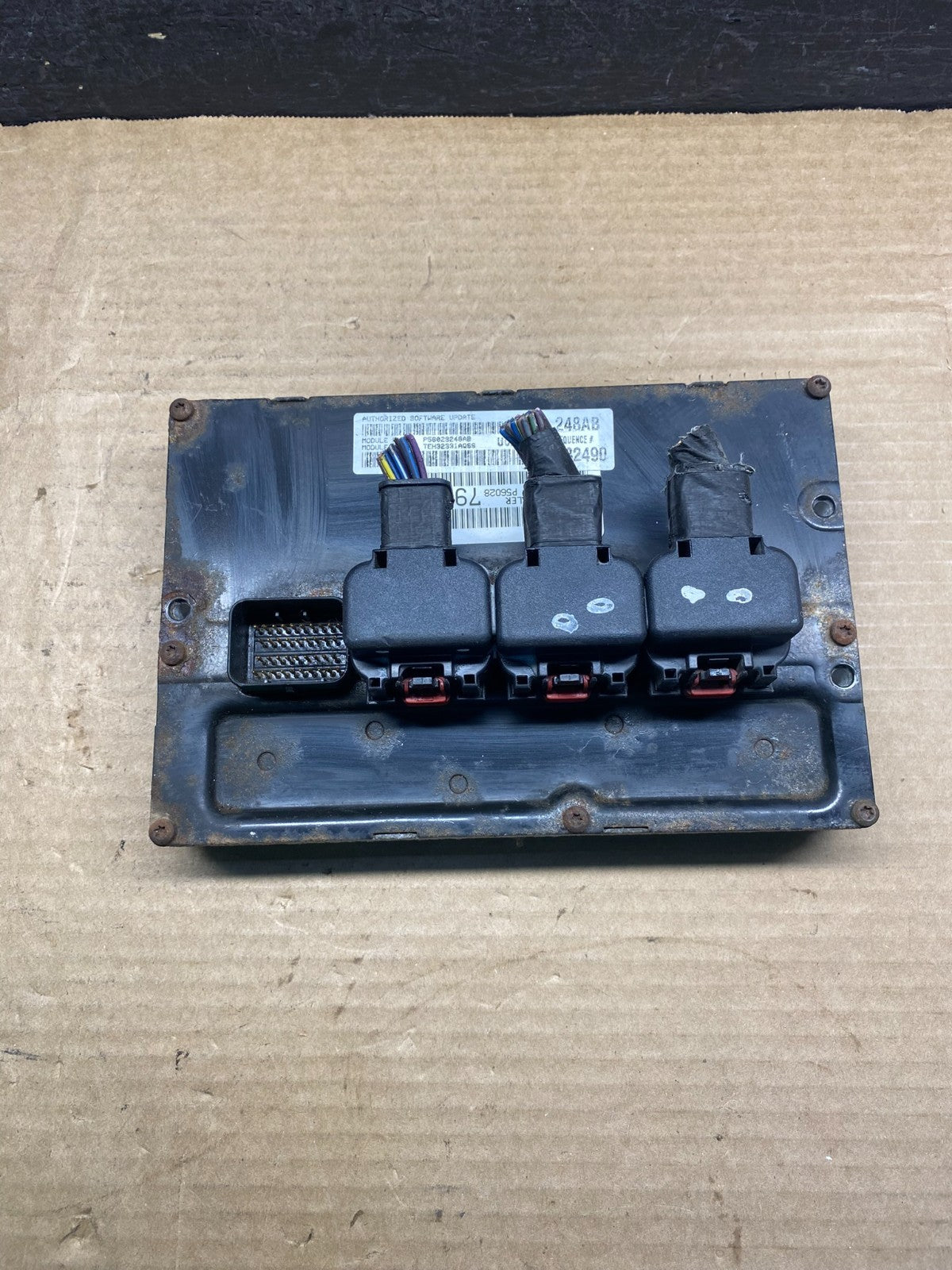 2004 Dodge RAM 1500 4.7L ECU ECM Engine Control Computer Module AD9820 DG0