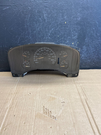 2004 to 2007 Chevrolet Express Speedometer Cluster Gauge AD7084 DG0