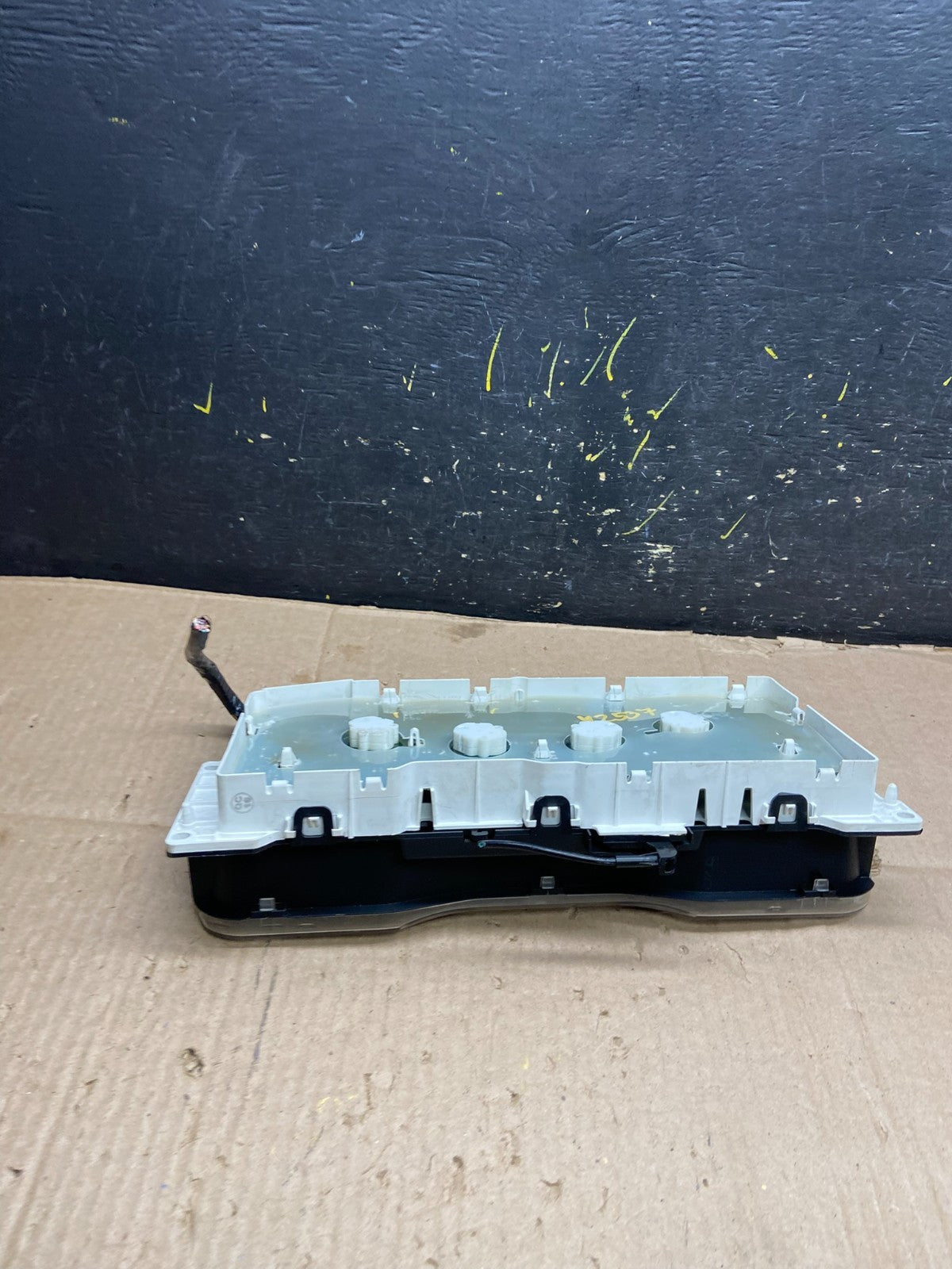 2009 to 2010 Mercury Marquis Speedometer Cluster Gauge Oem y2537 DG5