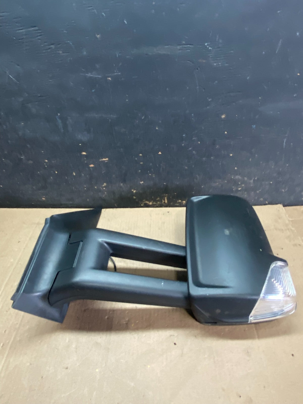 2007 to 2018 Mercedes-Benz Sprinter Left Driver Side View Door Mirror Q5438 DG3