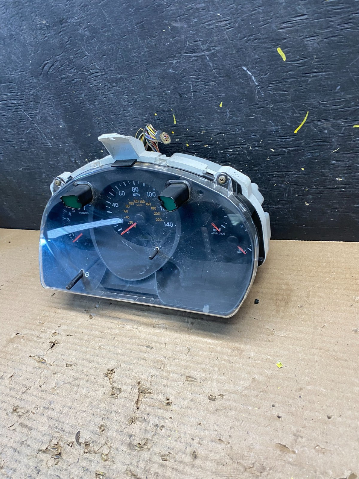 2001 2002 2003 Toyota Highlander Speedometer Insrument Gauge Cluster S3241 DG1