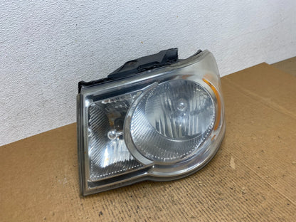 2007 2008 2009 Chrysler Aspen Left Driver LH Halogen Headlight AE1437 DW2