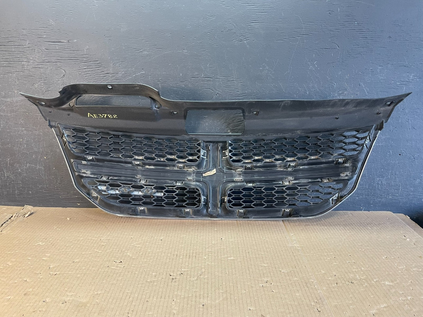 2011 to 2018 Dodge Journey Front Upper Chrome Grill Grille AE3782 DG3