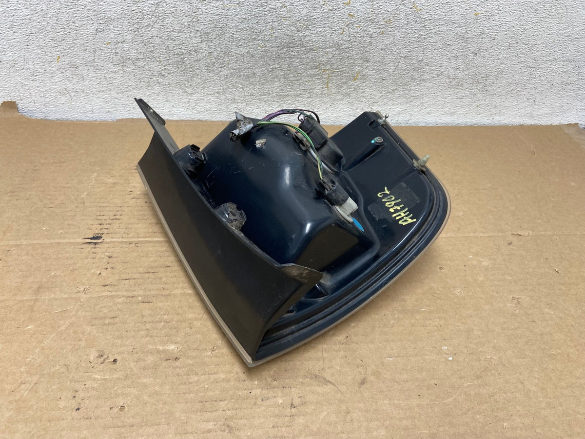 2007 to 2010 Ford Edge Tail light Right Passenger Rh Side AH7902 LK4