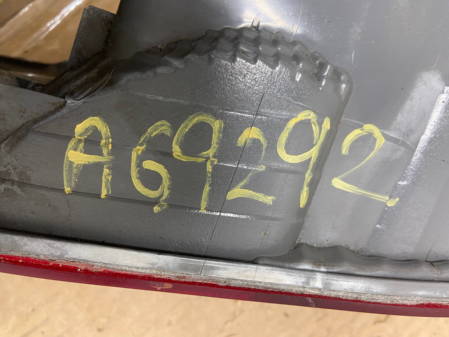2000 to 2001 Toyota Camry Tail Light Left Driver Lh Side AG9292 LK6