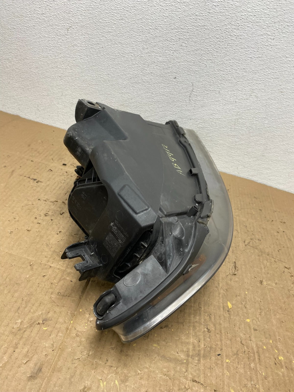 2007- 2009 Audi Q7 Left Driver LH Side Black Halogen Headlight Oem AB9912 DW8