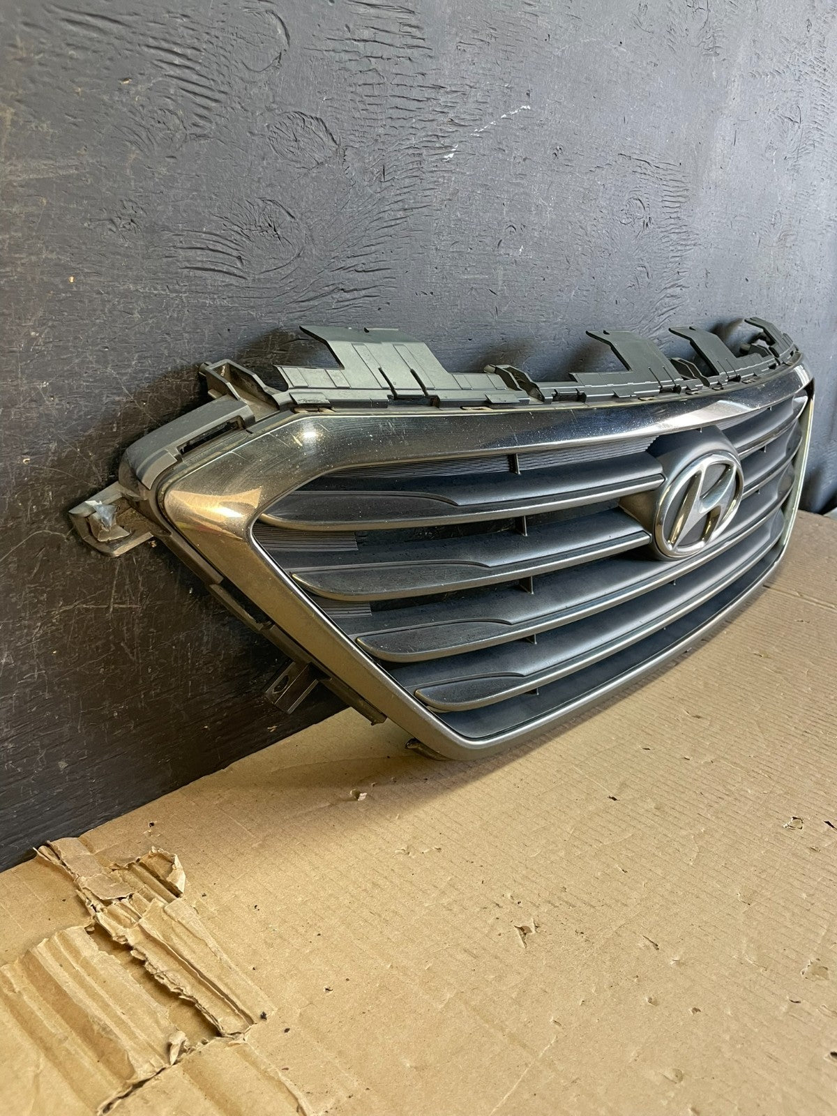 2015 2016 2017 Hyundai Sonata Front Upper Grill Grille AE3784 DG2