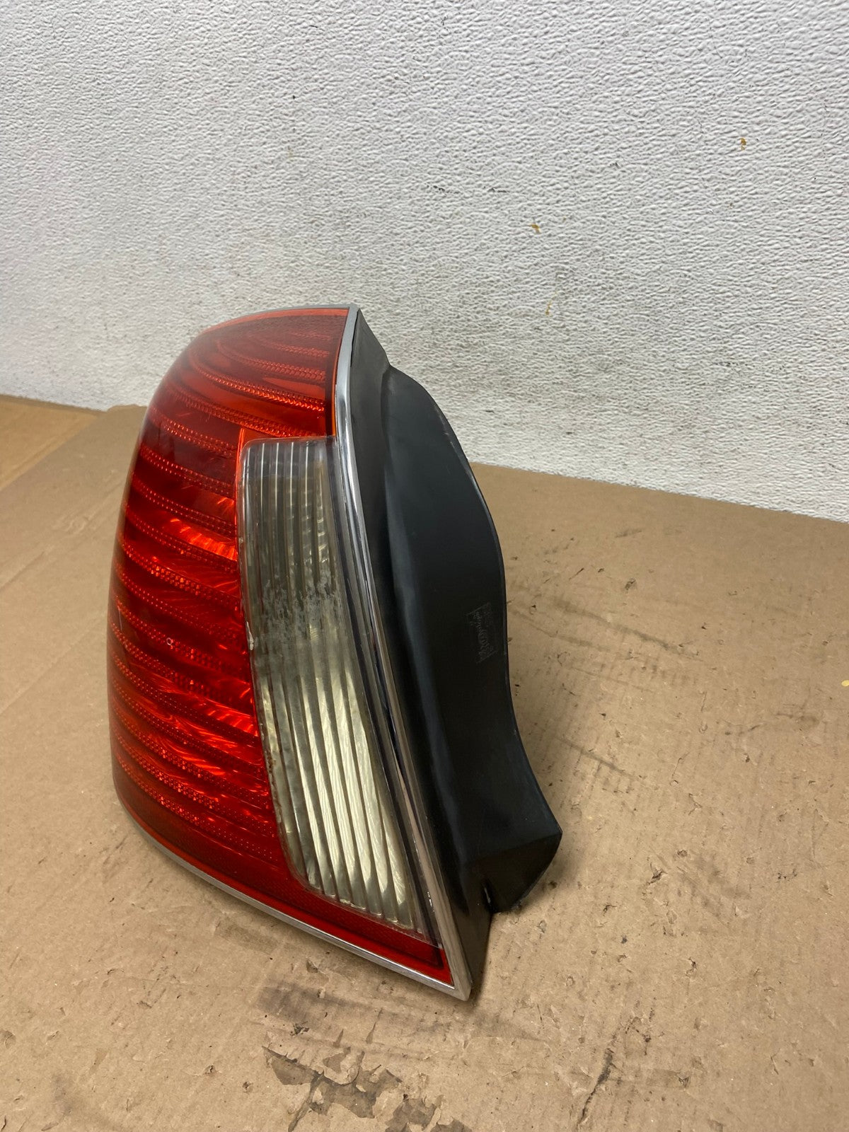 2004 to 2005 Hyundai XG350 Left Driver Side Tail Light AD7774 LK1