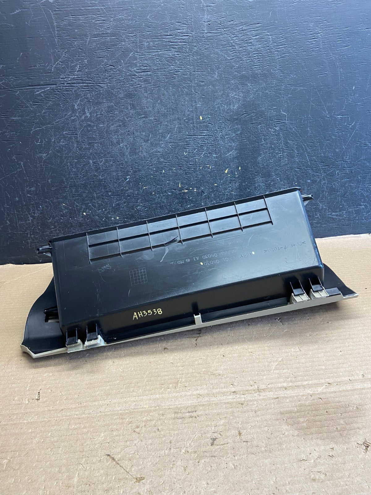 2007-2011 Toyota Camry Front Right Passenger Storage Glove Box ah3538 DG4