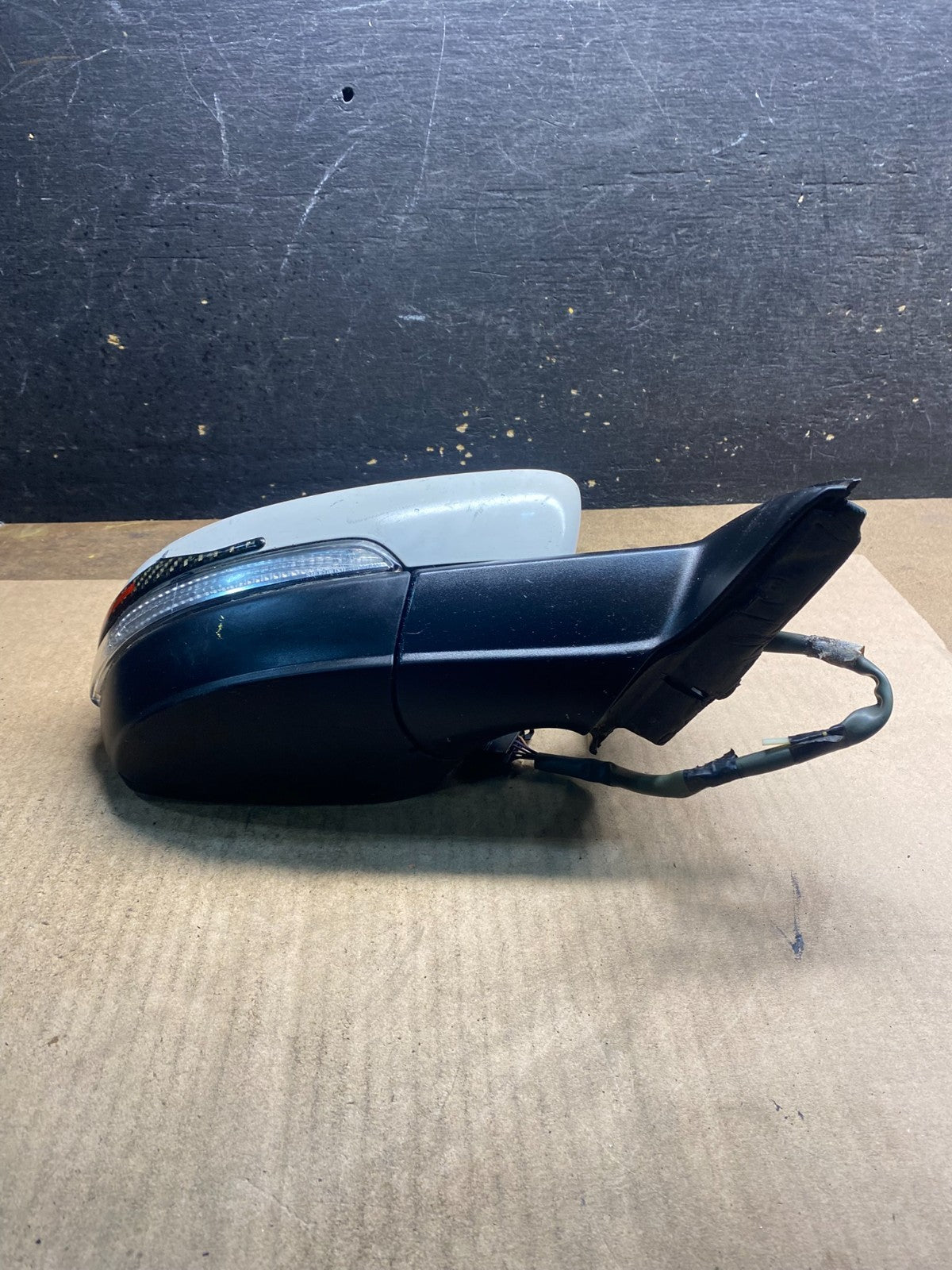 2011-2016 Volkswagen Jetta Sedan Right Passenger Side View Door Mirror Z5437 MS3