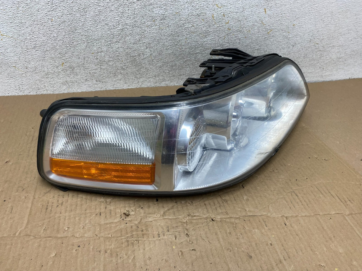 2005 to 2011 Lincoln Town Car Right Passenger Rh Side Headlight AI1276 DW2