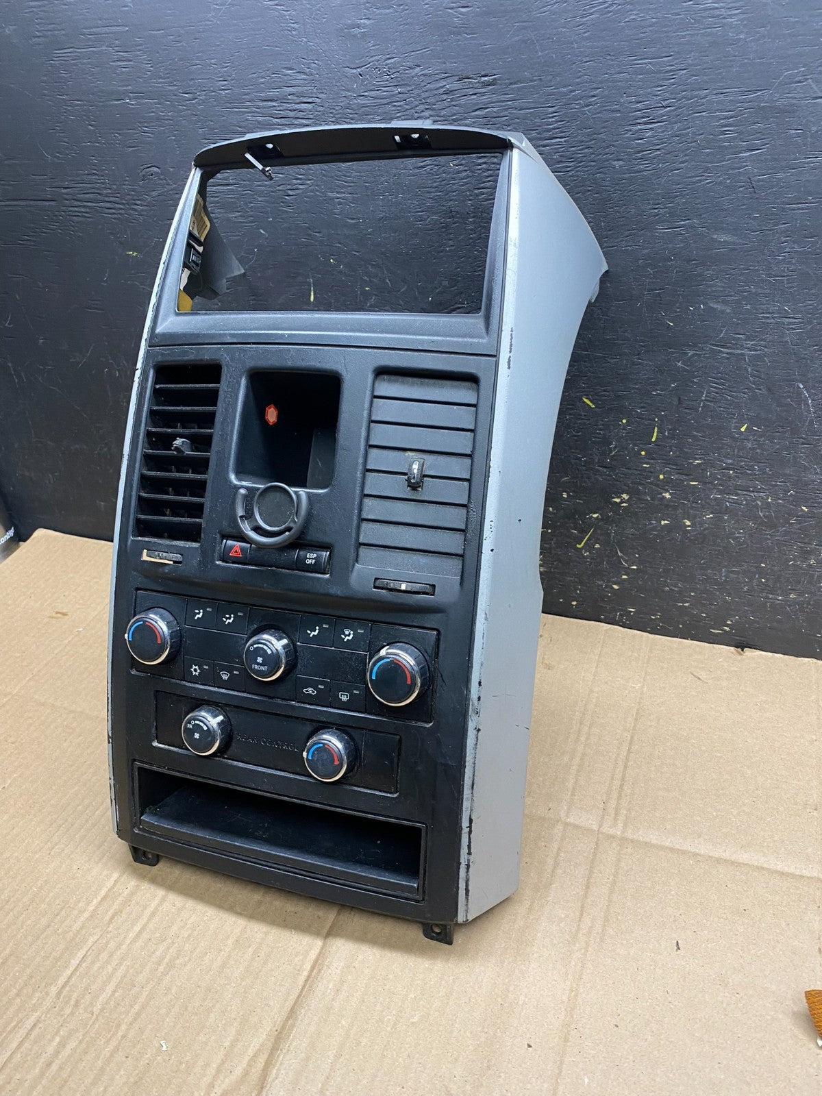 2008-2010 Dodge Grand Caravan  A/C Climate Control Unit Bezel Trim Oem AA4546 DG1